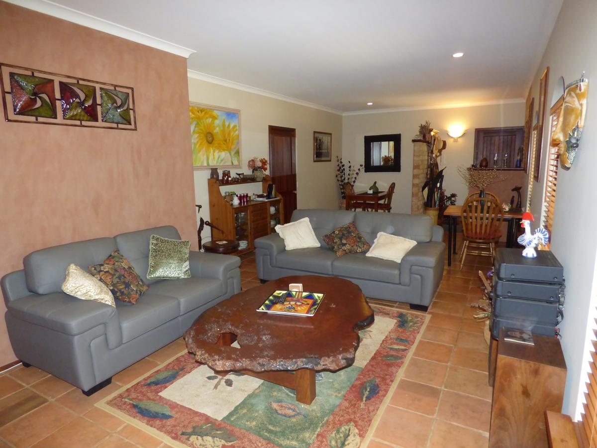 Country Charm Retreat B&B Donnybrook Ngoại thất bức ảnh